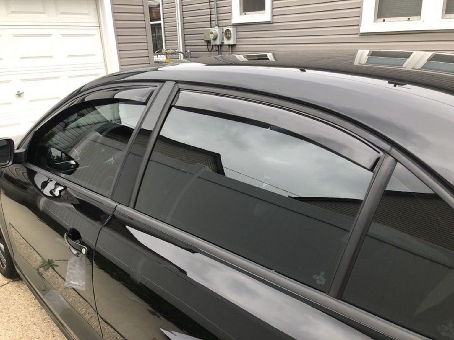 Opening and closing the Toyota Camry windows (Updated 09/2024)