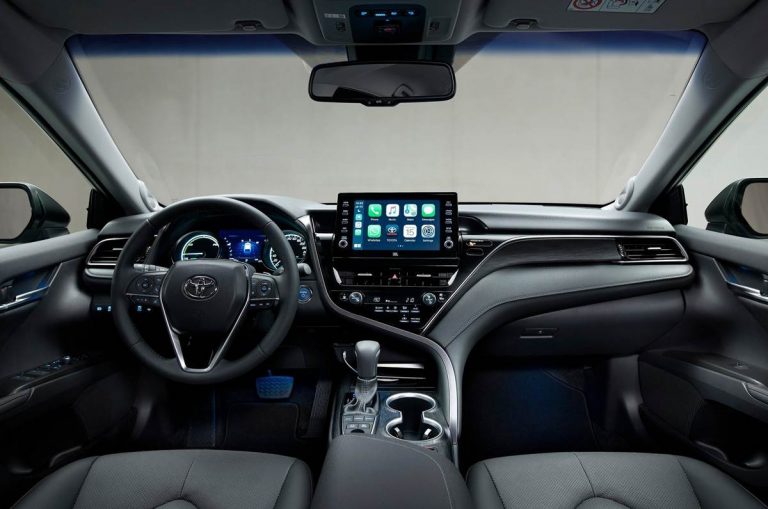 Interior Features of Toyota Camry (Updated 05/2024)